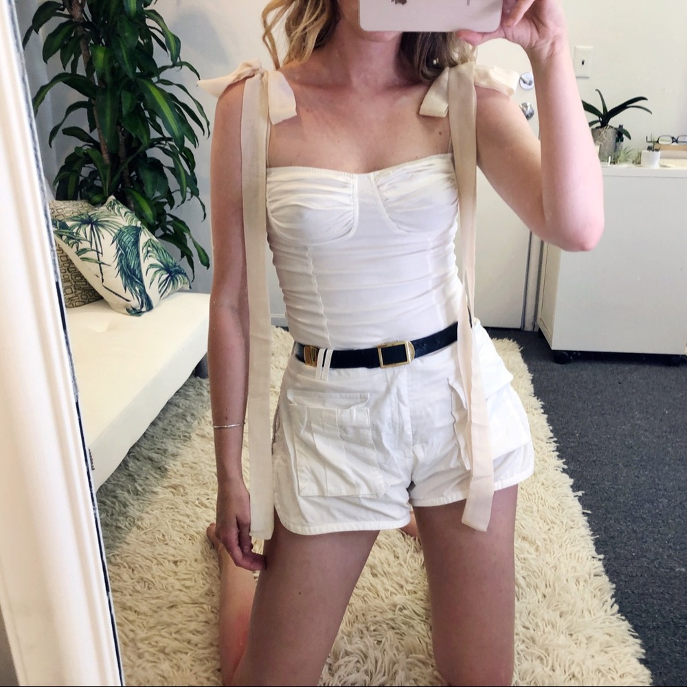 High end bow top